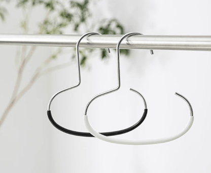 🧢Durable Steel Hangers: Maximize Closet Space with Versatile Storage